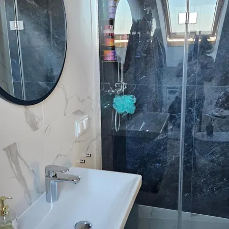 Kameralny Apartament 2 Nieopodal Gdyni New * Pogorze