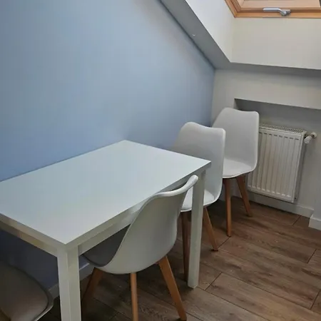 Kameralny Apartament 2 Nieopodal Gdyni New * Pogorze