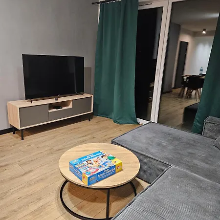 Kameralny Apartament 2 Nieopodal Gdyni New Pogorze